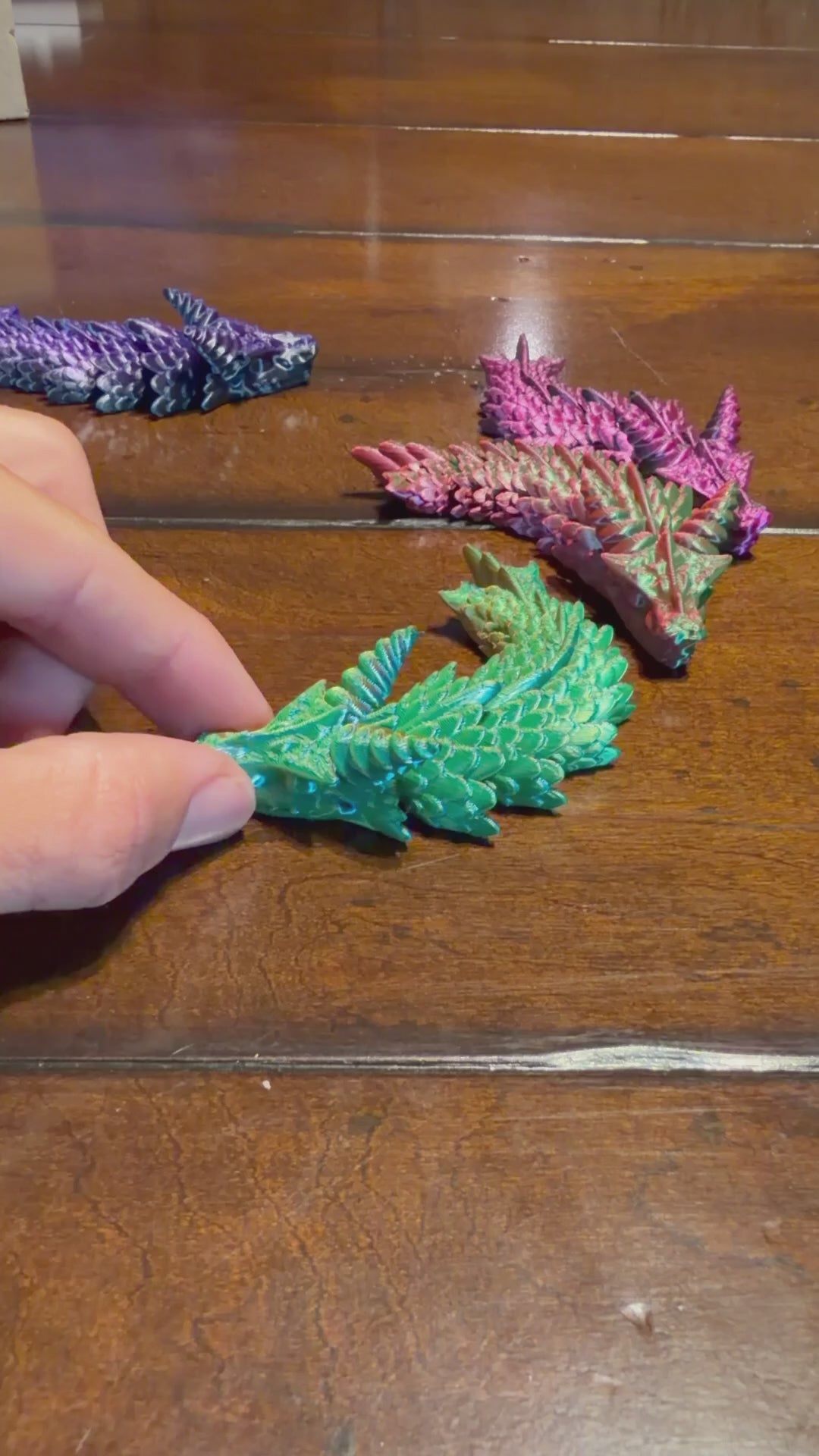 Multi-color Articulating Dragon Family